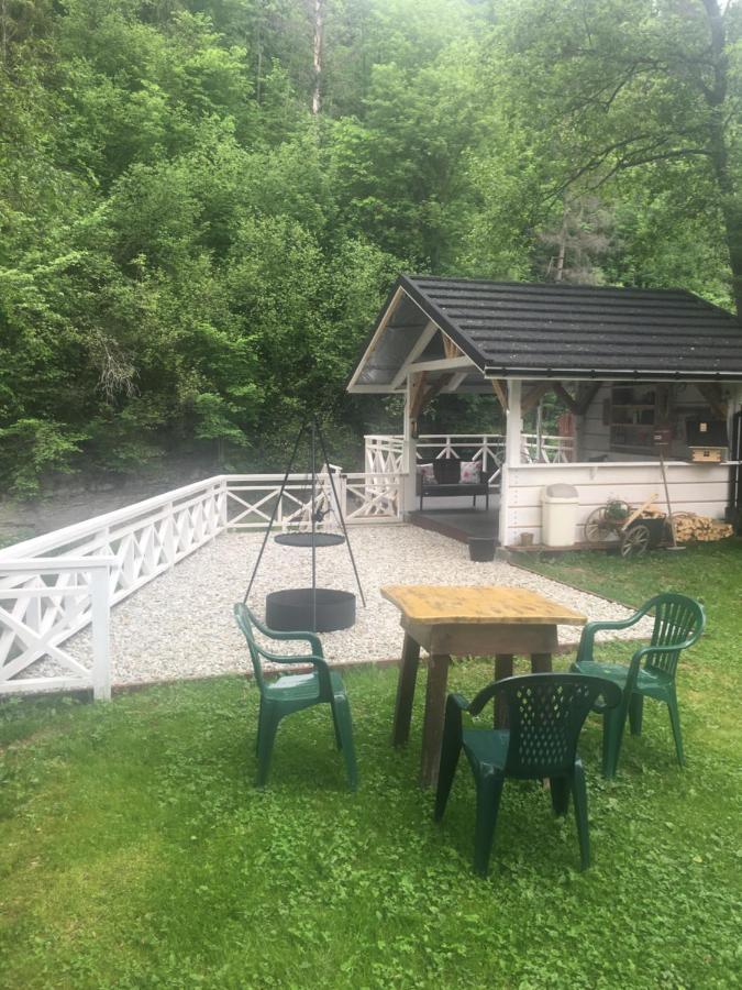 Apartamenty I Pokoje U Staszelow 포로닌 외부 사진