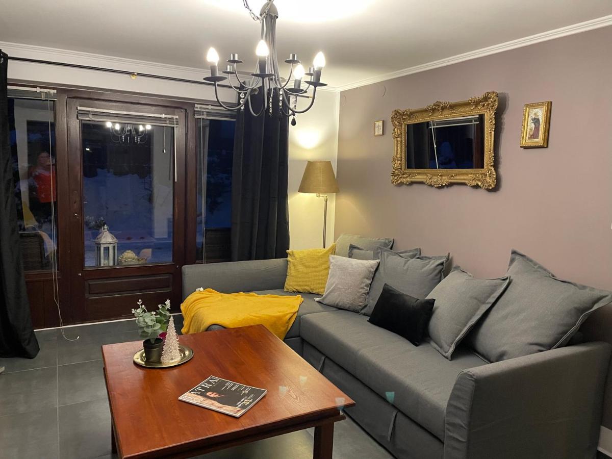 Apartamenty I Pokoje U Staszelow 포로닌 외부 사진