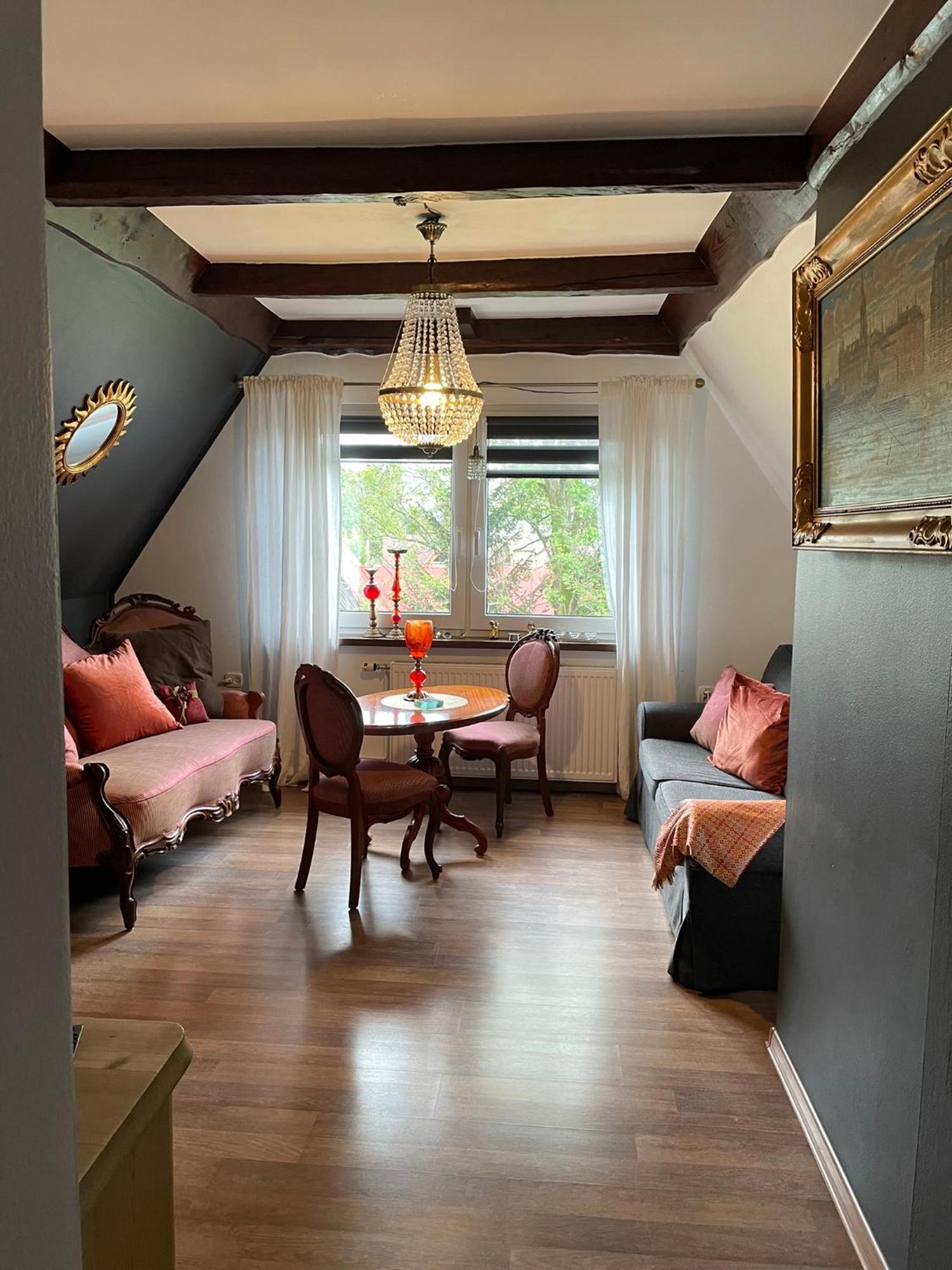 Apartamenty I Pokoje U Staszelow 포로닌 외부 사진