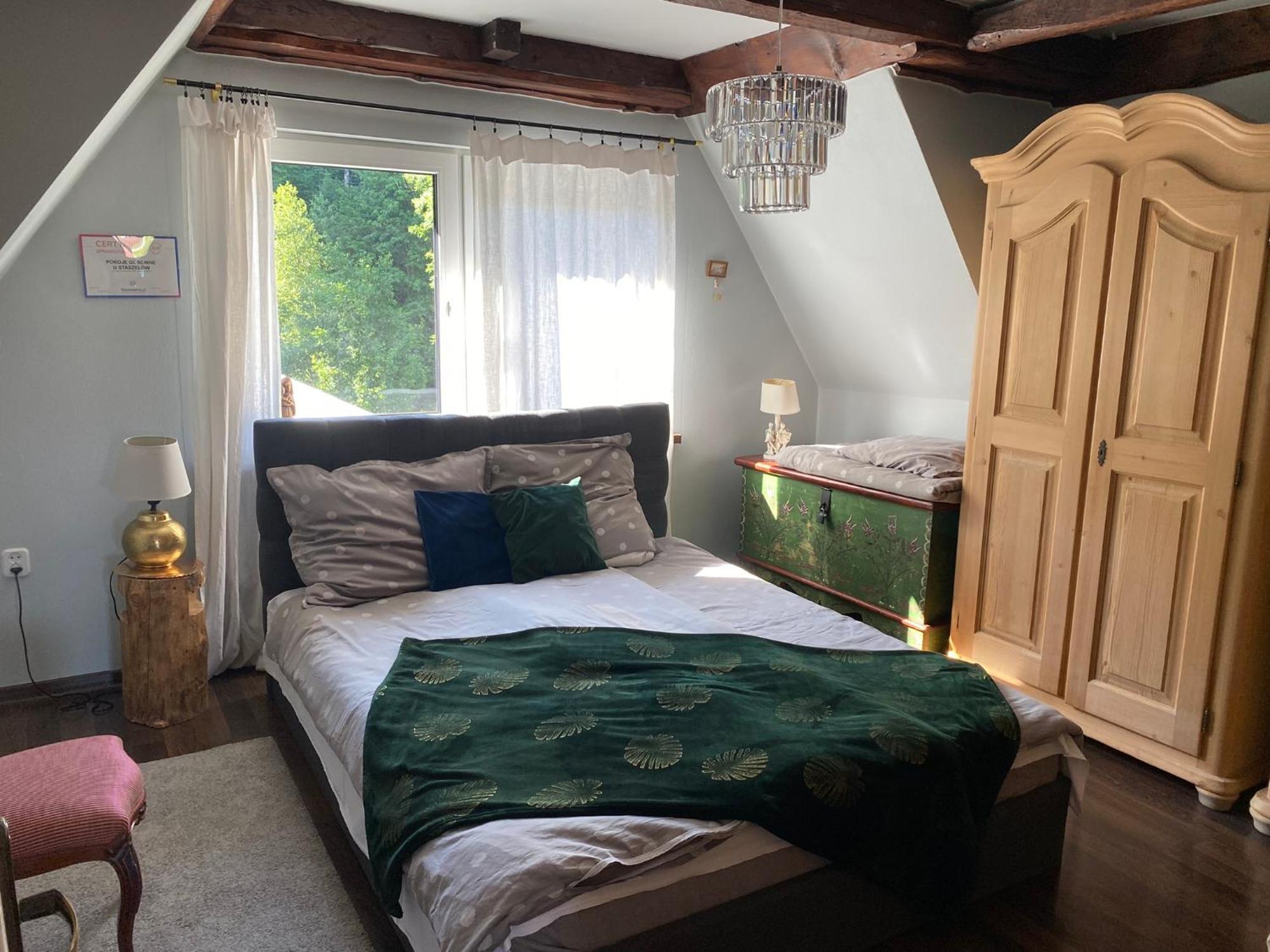 Apartamenty I Pokoje U Staszelow 포로닌 외부 사진