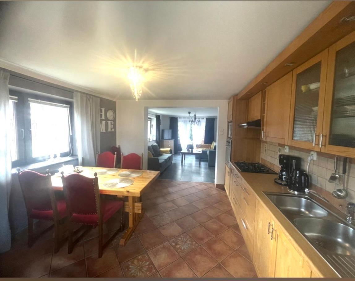 Apartamenty I Pokoje U Staszelow 포로닌 외부 사진