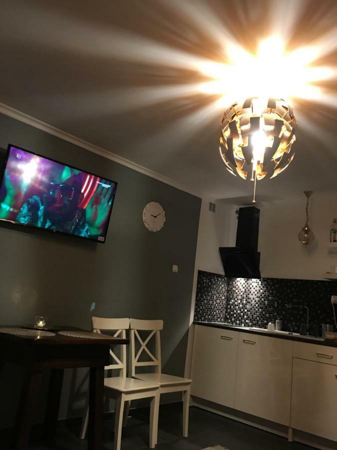 Apartamenty I Pokoje U Staszelow 포로닌 외부 사진