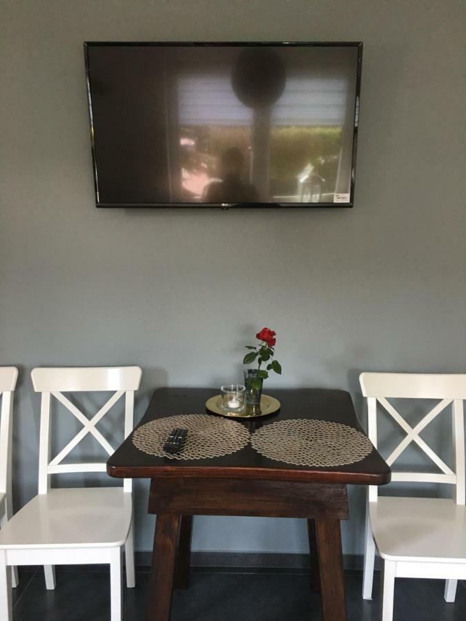 Apartamenty I Pokoje U Staszelow 포로닌 외부 사진