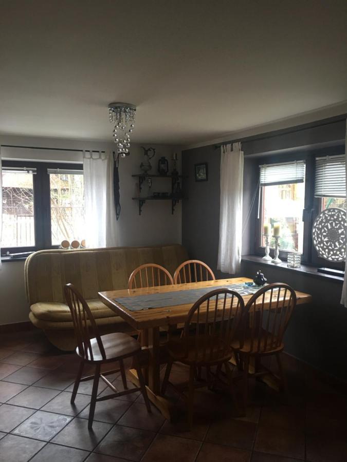 Apartamenty I Pokoje U Staszelow 포로닌 외부 사진